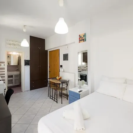 Apartment Pagrati Cozy Retreat Athens