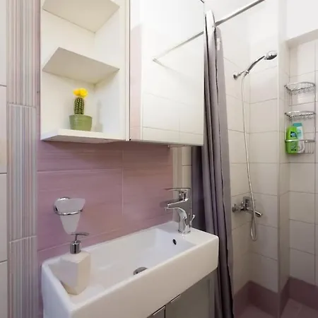 Pagrati Cozy Retreat Apartment *